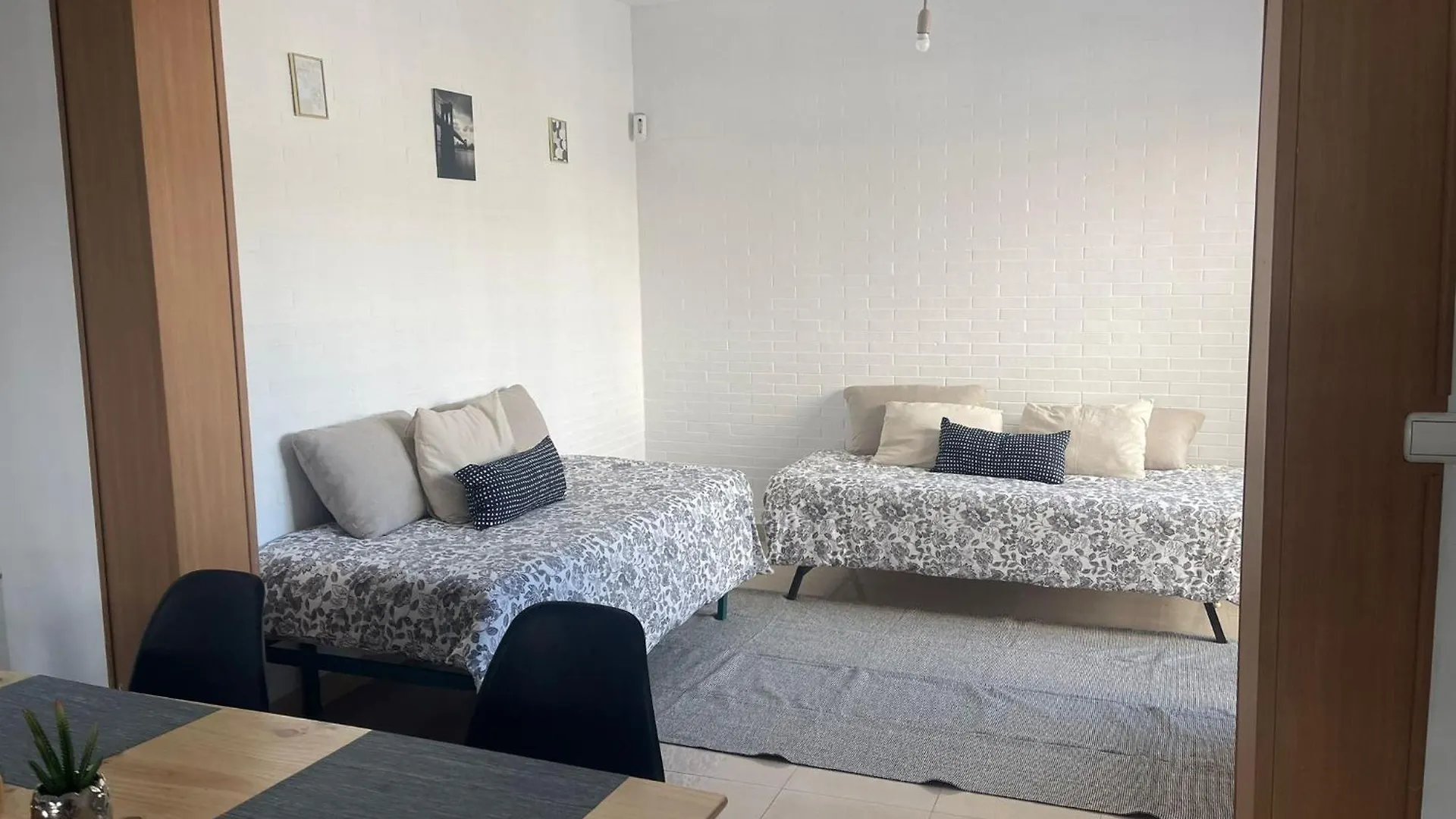 Homestay Glass Student-Habitacion Doble Privada En Casa Compartida-Uebica2 Mairena del Aljarafe