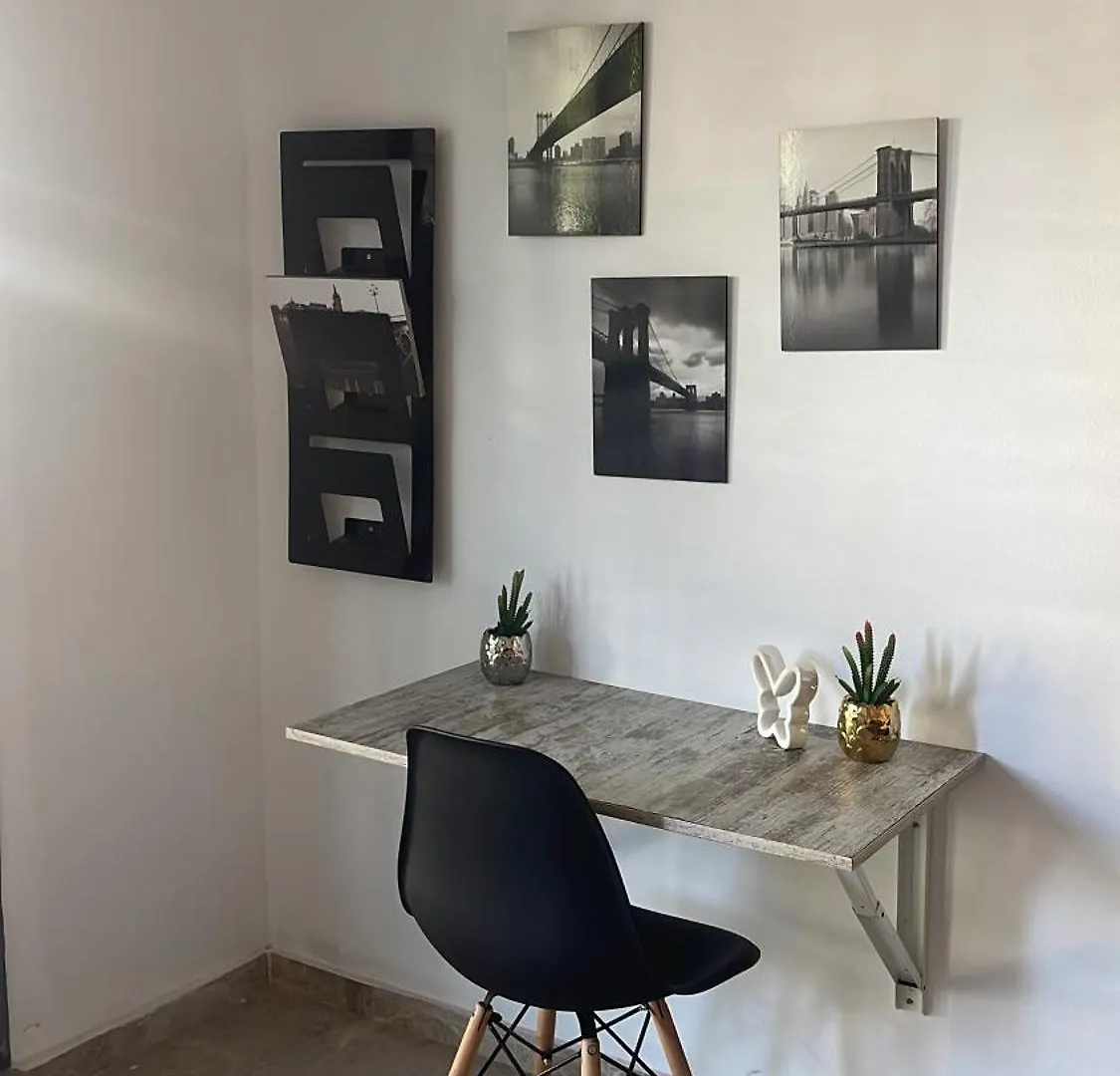 Homestay Glass Student-Habitacion Doble Privada En Casa Compartida-Uebica2 Mairena del Aljarafe