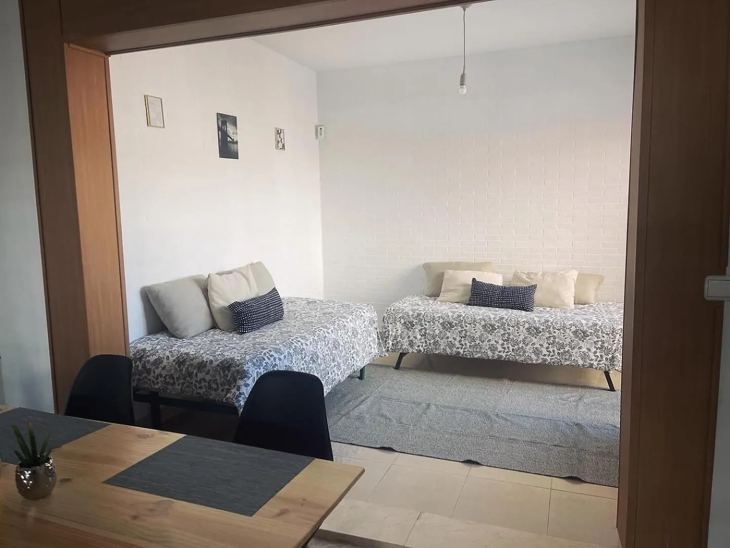Homestay Glass Student-Habitacion Doble Privada En Casa Compartida-Uebica2 Mairena del Aljarafe Spain